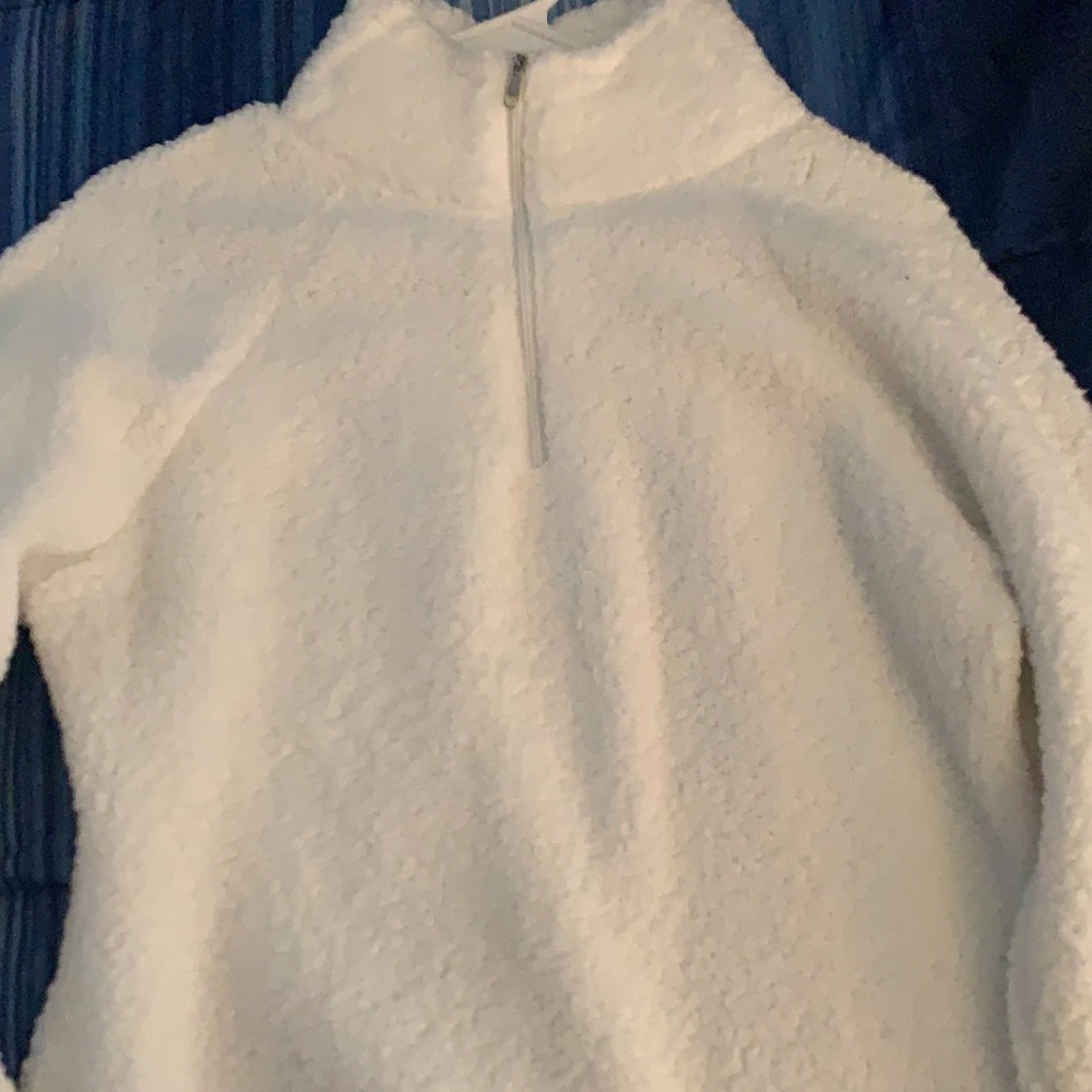 Fuzzy 1/4 zip